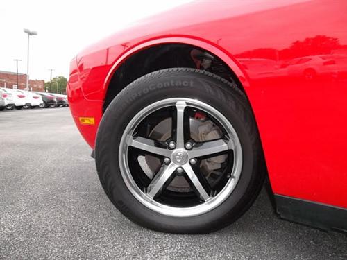 Dodge Challenger 2010 photo 2