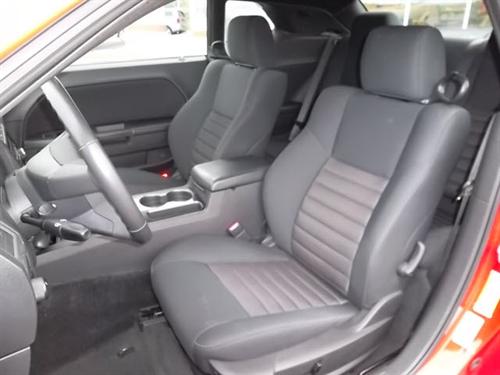 Dodge Challenger 2010 photo 5