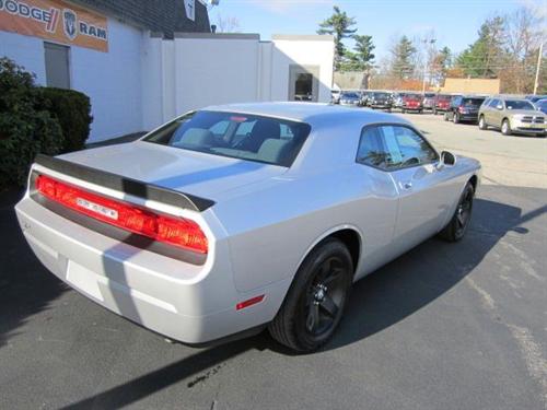 Dodge Challenger 2010 photo 2