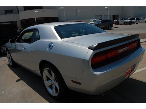 Dodge Challenger 2010 photo 1