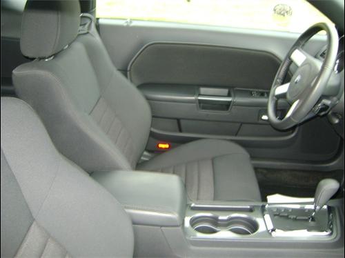 Dodge Challenger 2010 photo 4