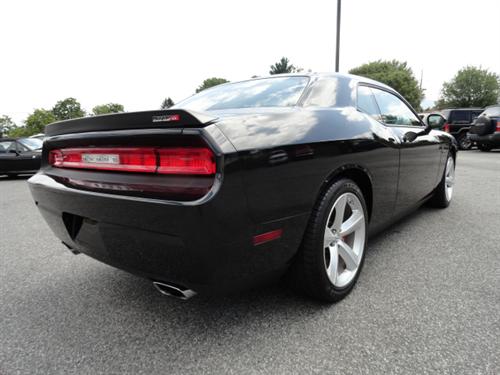 Dodge Challenger 2010 photo 2