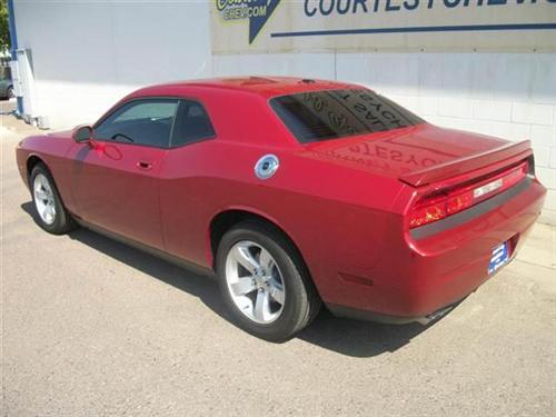 Dodge Challenger 2010 photo 1