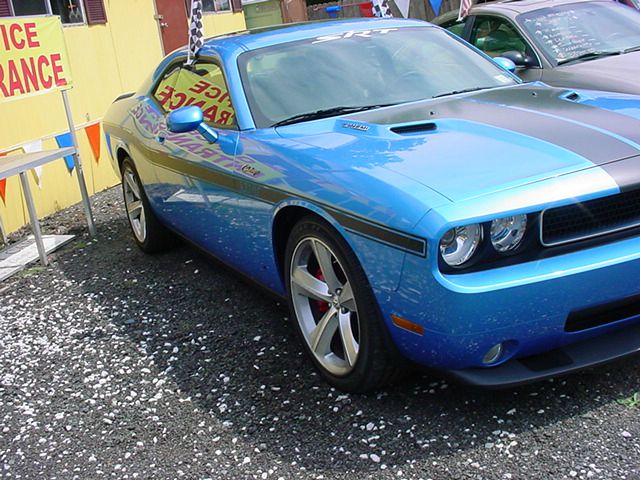Dodge Challenger 2010 photo 2