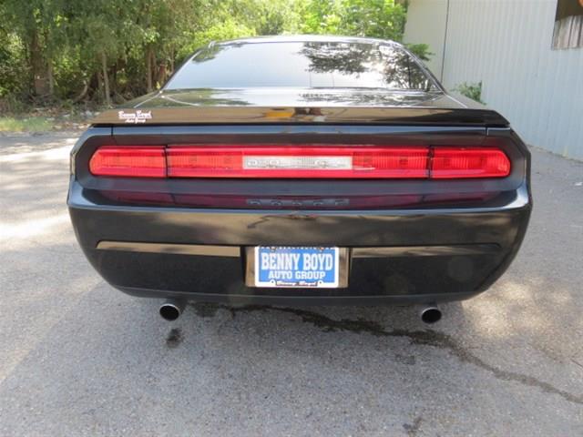 Dodge Challenger 2010 photo 1