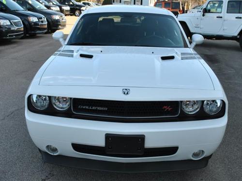 Dodge Challenger 2010 photo 2
