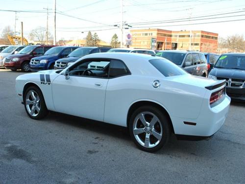 Dodge Challenger 2010 photo 3