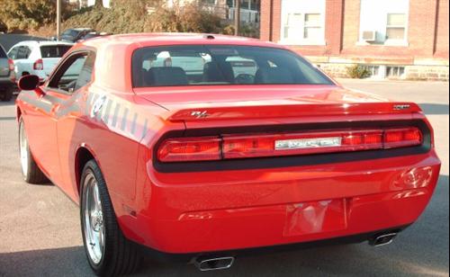 Dodge Challenger 2010 photo 3