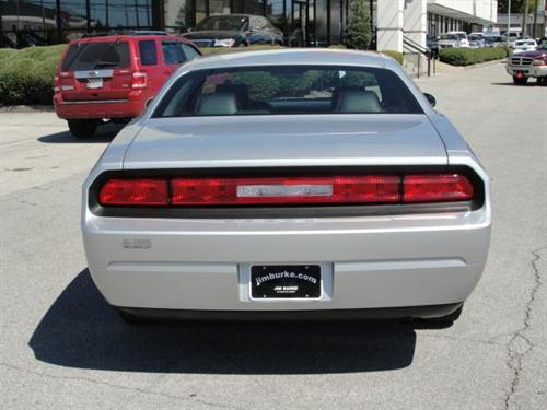 Dodge Challenger 2010 photo 1