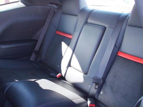 Dodge Challenger 2010 photo 1