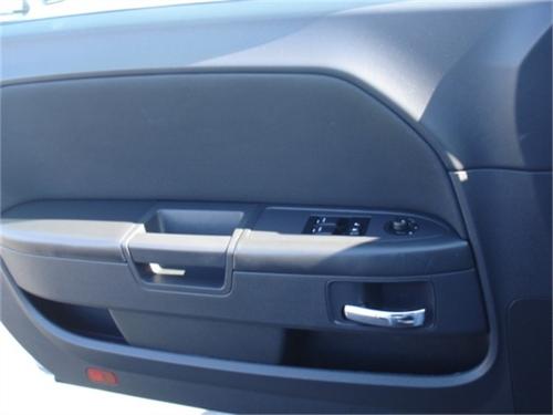 Dodge Challenger 2010 photo 3