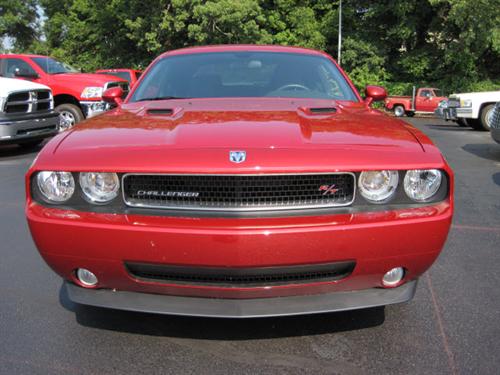 Dodge Challenger 2010 photo 3