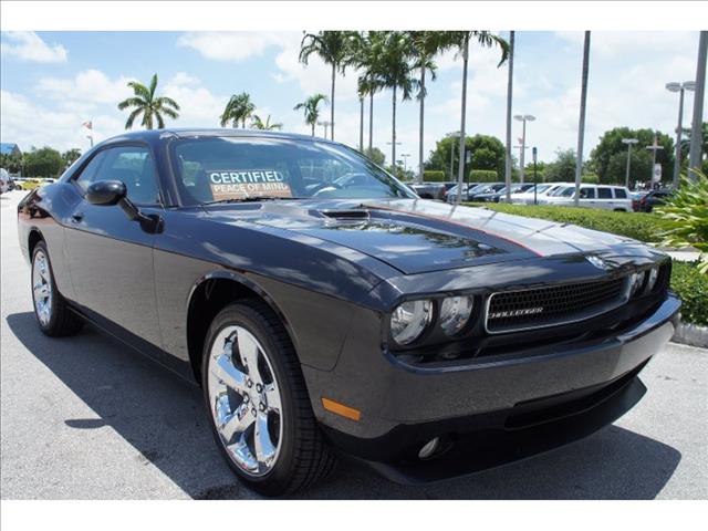 Dodge Challenger 2010 photo 4