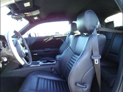 Dodge Challenger 2010 photo 1