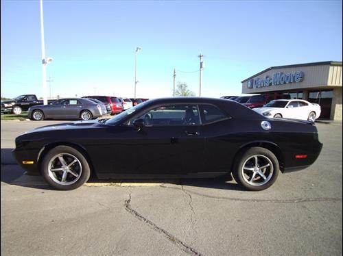 Dodge Challenger 2010 photo 5