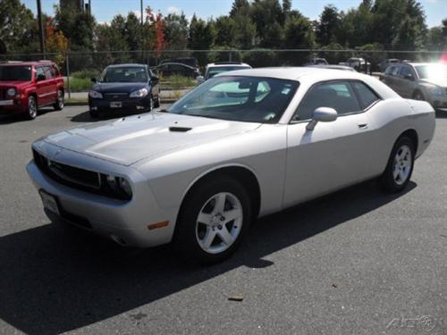 Dodge Challenger 2010 photo 2