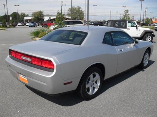 Dodge Challenger 2010 photo 4