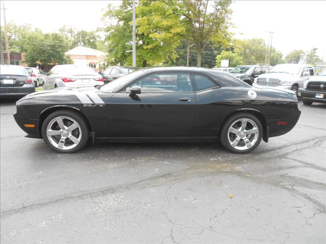 Dodge Challenger 2010 photo 2