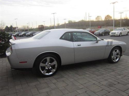 Dodge Challenger 2010 photo 1