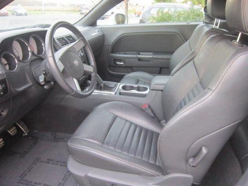 Dodge Challenger 2010 photo 3