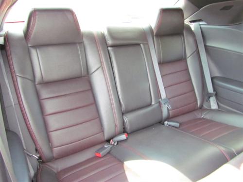 Dodge Challenger 2010 photo 3