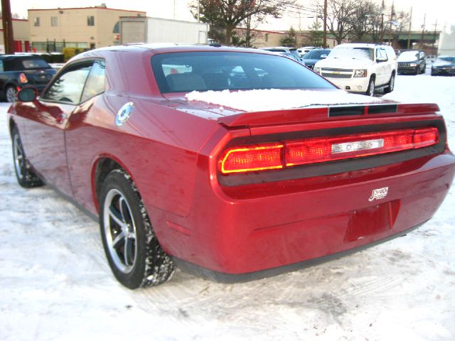 Dodge Challenger 2010 photo 1
