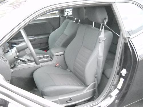 Dodge Challenger 2010 photo 1