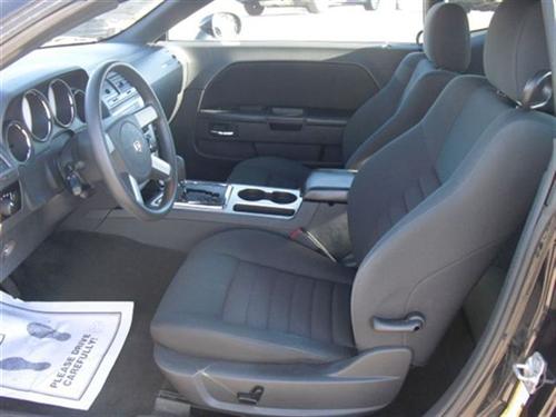 Dodge Challenger 2010 photo 1