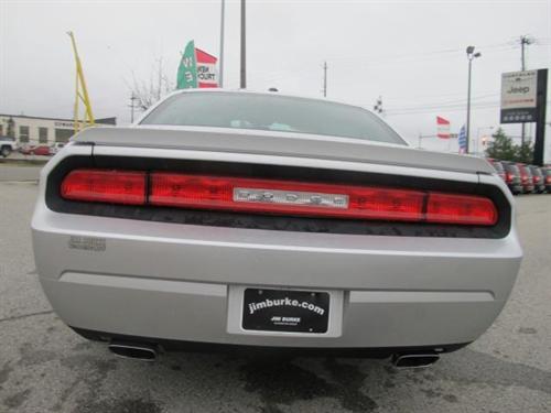 Dodge Challenger 2010 photo 3