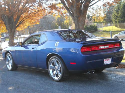 Dodge Challenger 2010 photo 2