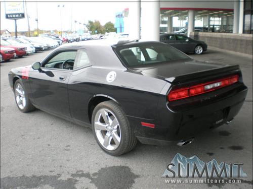 Dodge Challenger 2010 photo 2
