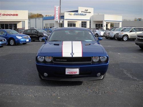Dodge Challenger 2010 photo 2
