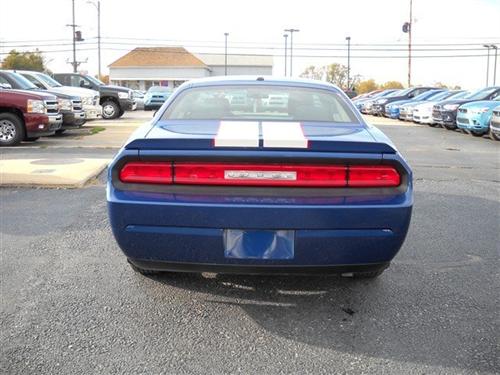 Dodge Challenger 2010 photo 3