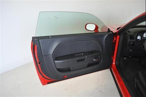 Dodge Challenger 2010 photo 3