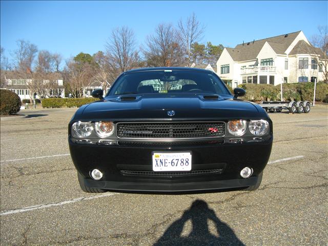Dodge Challenger 2010 photo 1