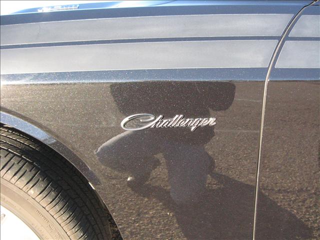 Dodge Challenger 2010 photo 4