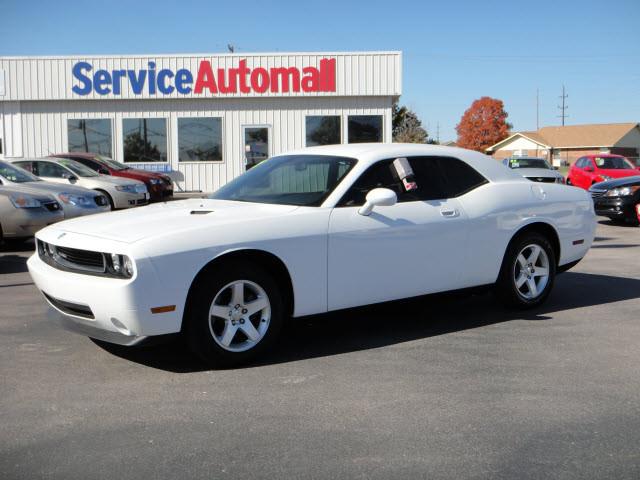 Dodge Challenger 2010 photo 8