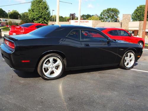 Dodge Challenger 2010 photo 1