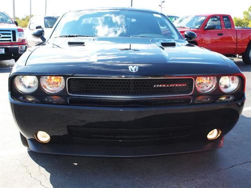 Dodge Challenger 2010 photo 3