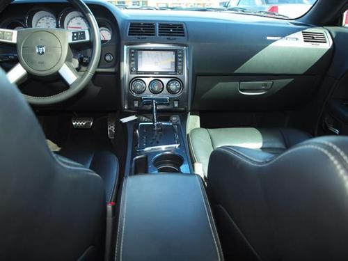 Dodge Challenger 2010 photo 4