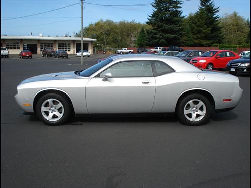 Dodge Challenger 2010 photo 2