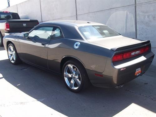 Dodge Challenger 2010 photo 1