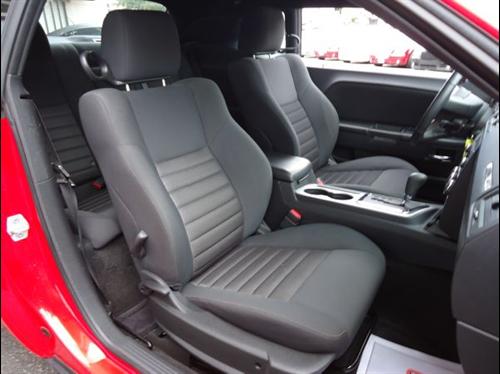 Dodge Challenger 2010 photo 5