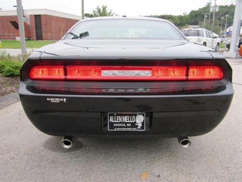 Dodge Challenger 2010 photo 5