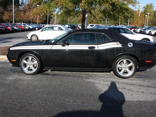 Dodge Challenger 2010 photo 1