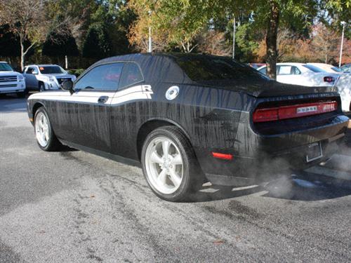 Dodge Challenger 2010 photo 2