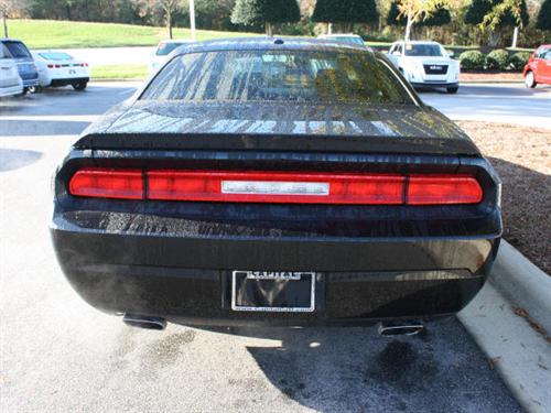 Dodge Challenger 2010 photo 3