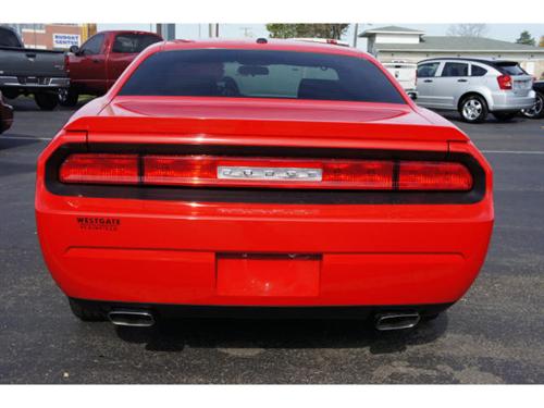 Dodge Challenger 2010 photo 2
