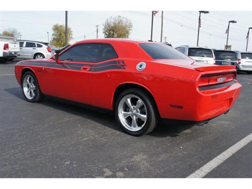 Dodge Challenger 2010 photo 3