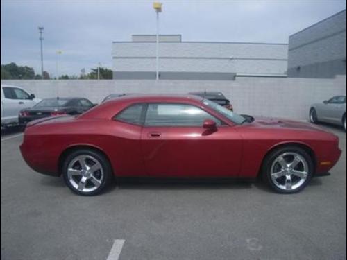 Dodge Challenger 2010 photo 3